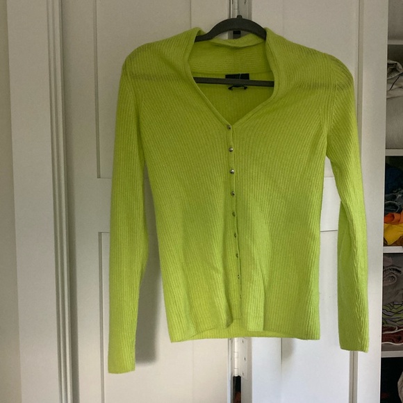 Banana Republic Cashmere Cardigan - Picture 2 of 4